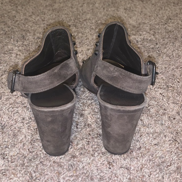 Stuart Weitzman The Commodore Bootie In Londra Suede - Picture 4 of 10